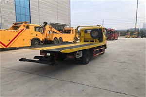 金明非事故拖车